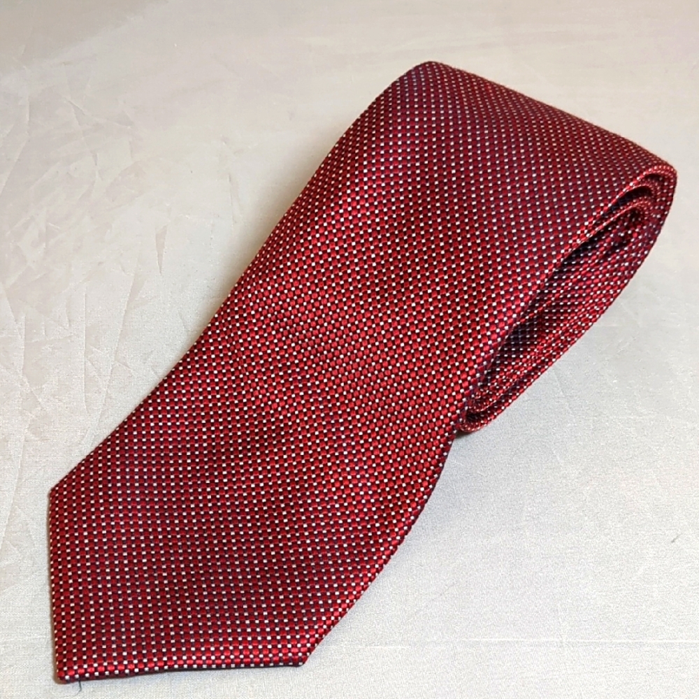 Vintage Nautica Red Gray Checked Patterned 100% Silk Neck Tie